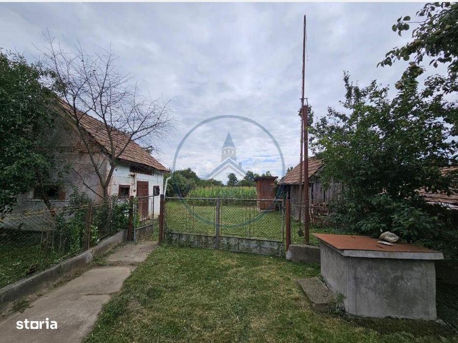 Casa cu gradina generoasa si toate utilitatile, la 25 km de Bistrita