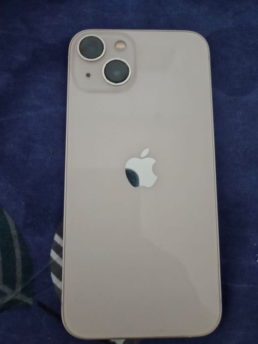 Iphone 13 ,arata si functioneaza foarte bine