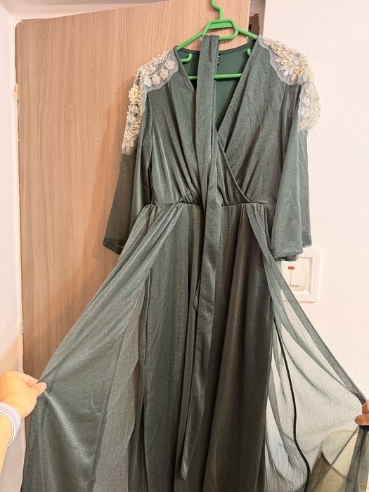 Vand rochie ocazie noua verde Shein M / 38