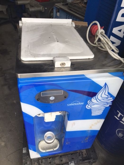 Сладолед машина Carpigiani