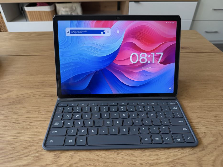 Vând Tabletă Lenovo Idea Tab 11" în garanție cu tastatură + încă o husa folio