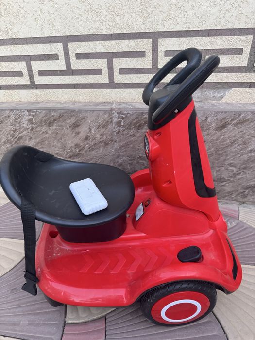 Электромобиль новый детский