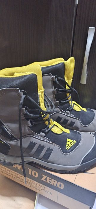 Зимни ботуши за момче