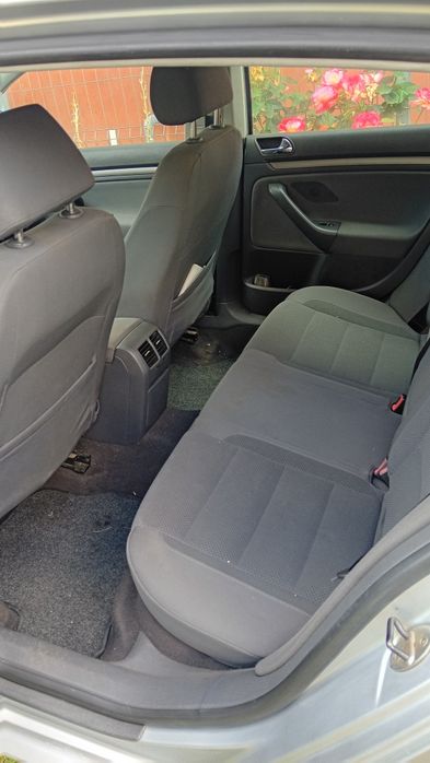 Vând vw golf v 2.0 tdi