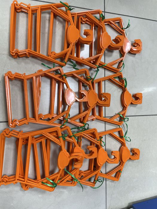 Торс  вешалки 10 шт 2000тг