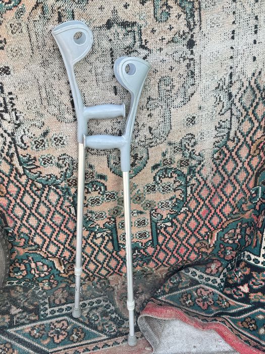 Костыли подмышечные