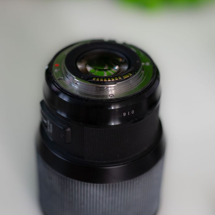 Obiectiv Sigma 85mm  f1.4 (Canon)  + filtru HOYA