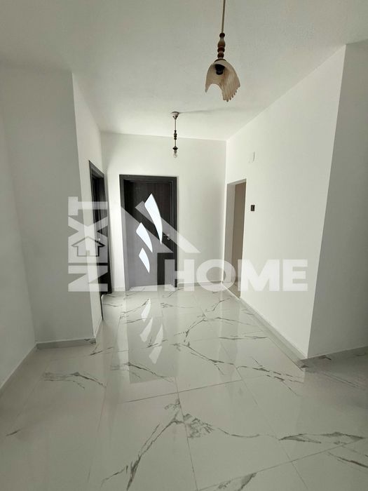 Продава се Тристаен апартамент в Асеновград - 114 кв.м за 1448 €/кв.м - Снимка #1