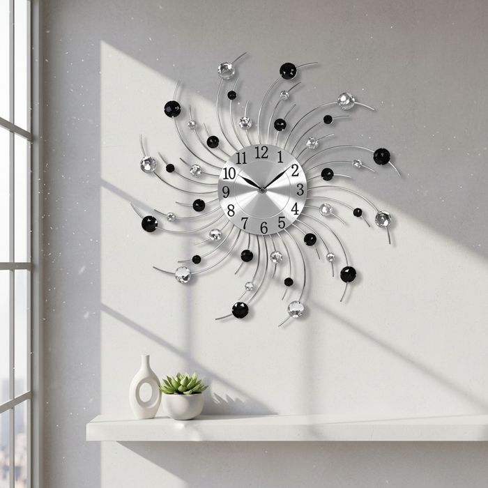 Модерен декоративен стенен часовник с кристали, 50 см.