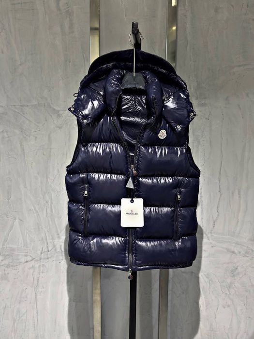 Premium елеци “MNCLR”