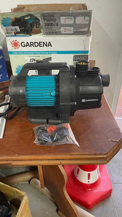 Pompa de gradina Gardena 3000/4 Basic, 3000 lh, 600 W