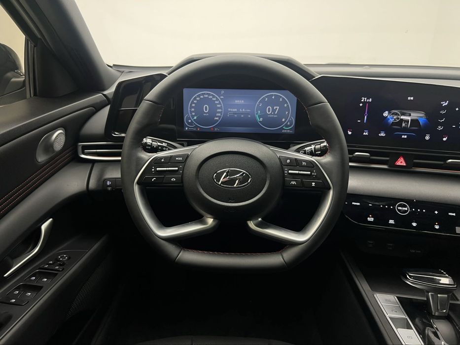Hyundai Elantra 2022