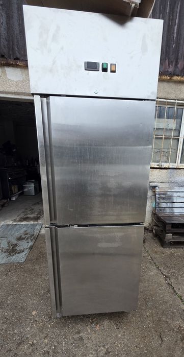 Нов двоен гастро немски хладилник с фризер