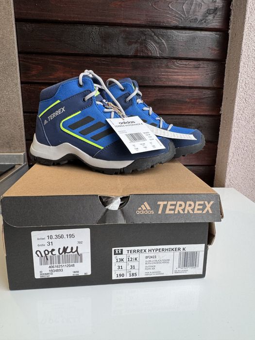 Боти Адидас терекс НОВИ