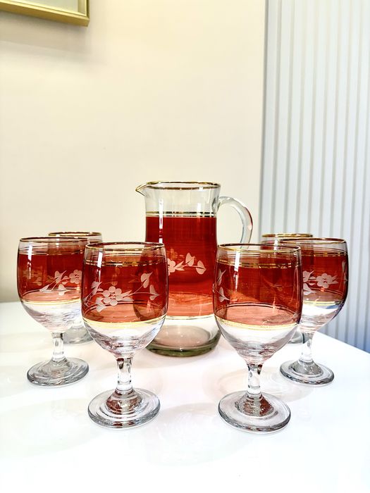 Графин с бокалами