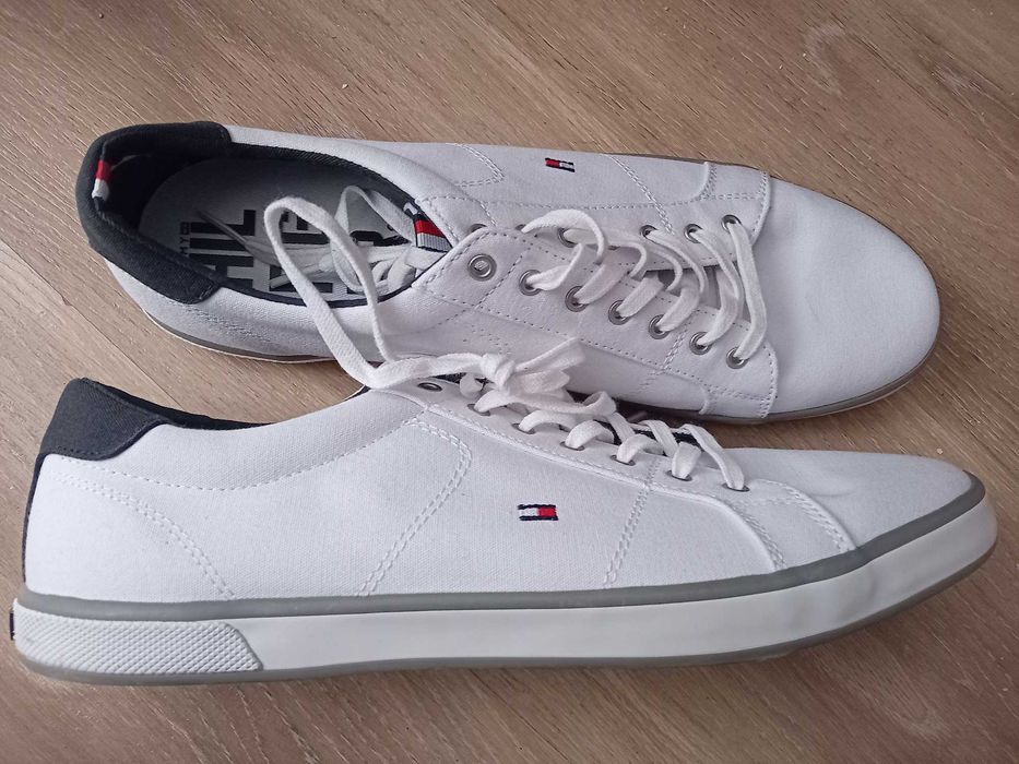 Tommy Hilfiger N44 ест.кожа кецове