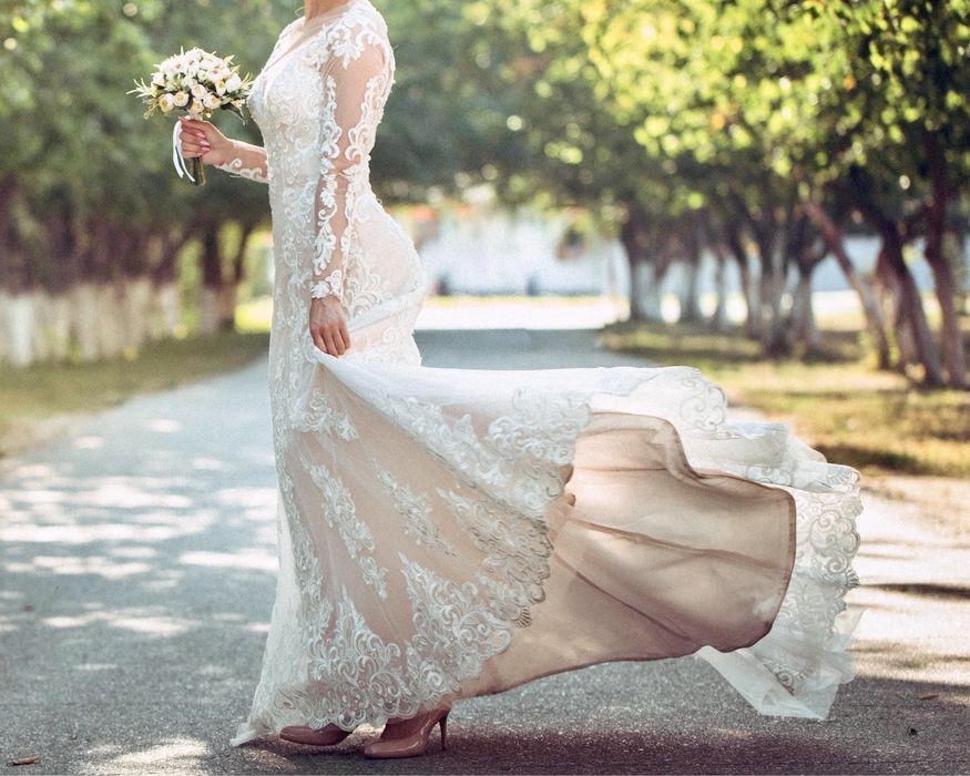 Свадебное платье