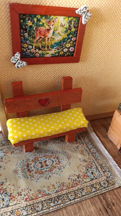Ръчно изработена къща за кукли
