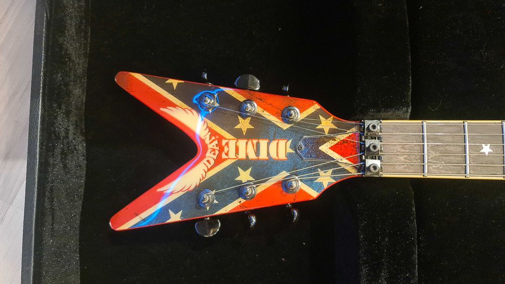 Chitara Dean Dimebag Dixie Rebel ( DXR ) + Hardshell Case Unicat in RO