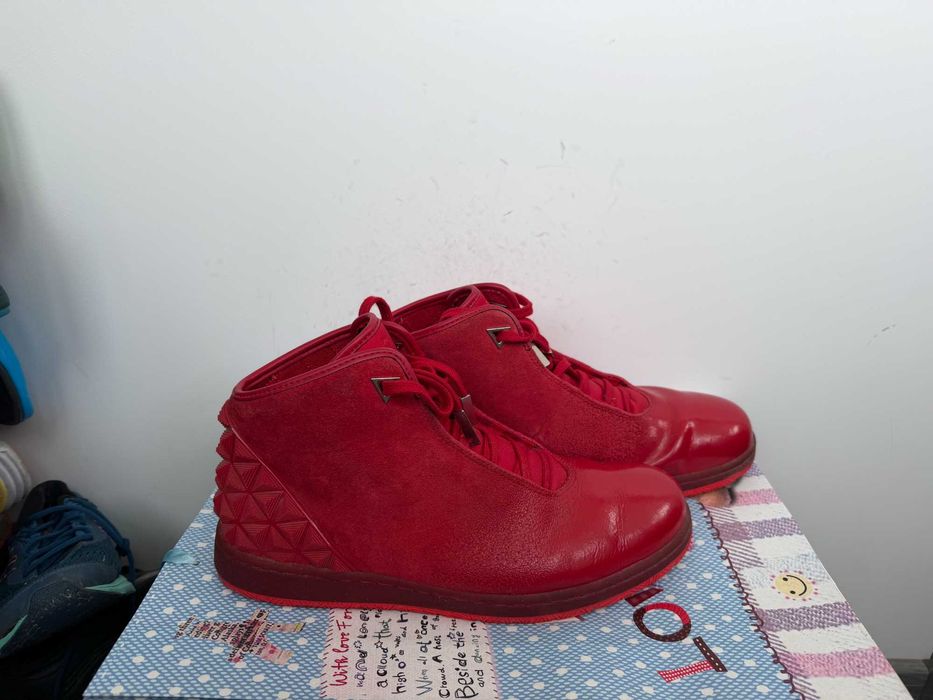 Jordan Instigator "Gym Red"оригинални маратонки 45 номер
