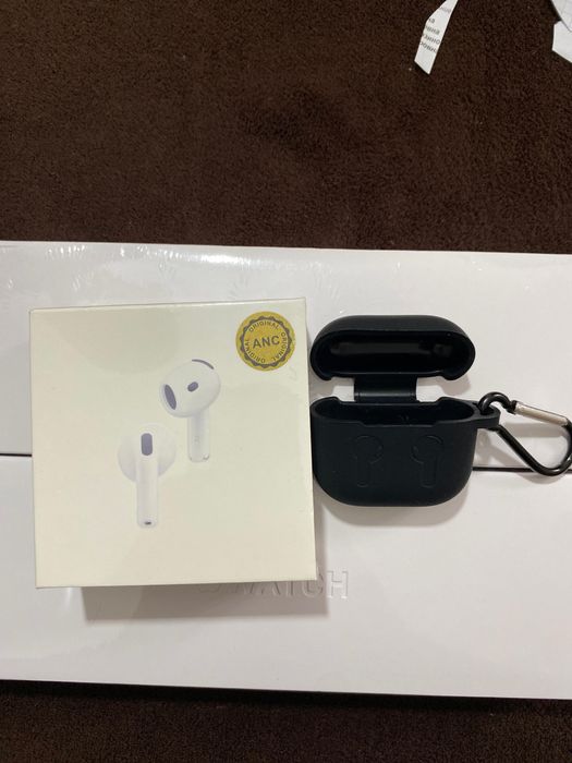 Наушники Airpods 4