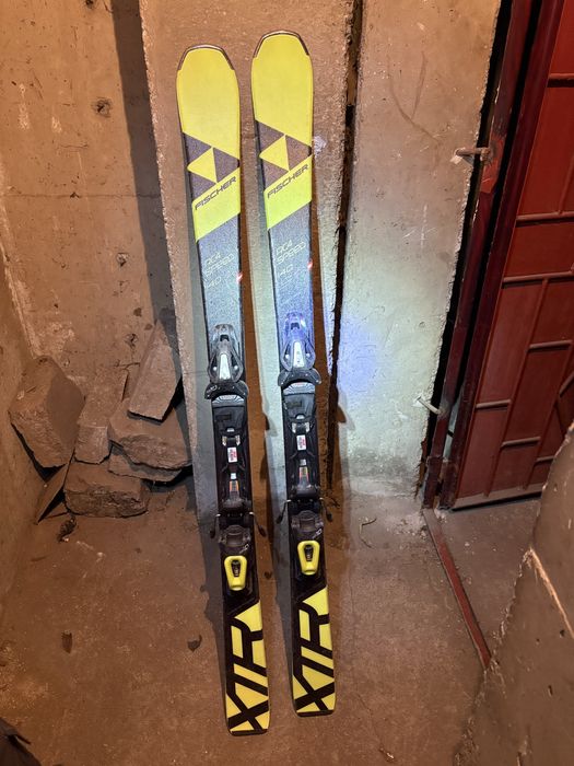 Ски и ски обувки Fischer