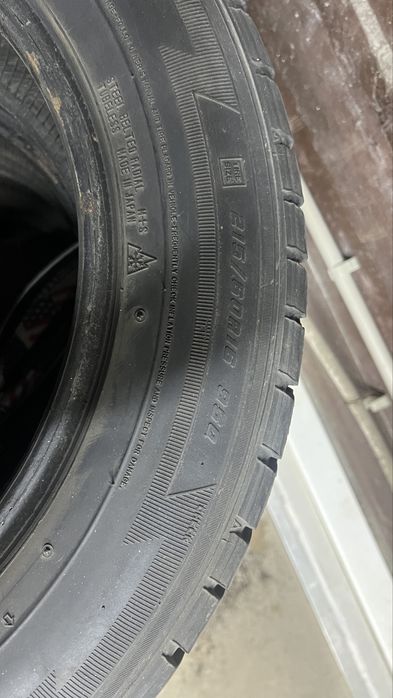 Зимние шины 215/60/R16 японские