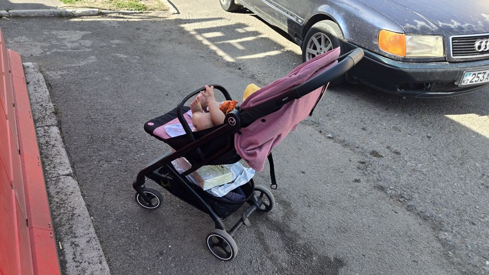 Прогулочная коляска Cybex Beezy