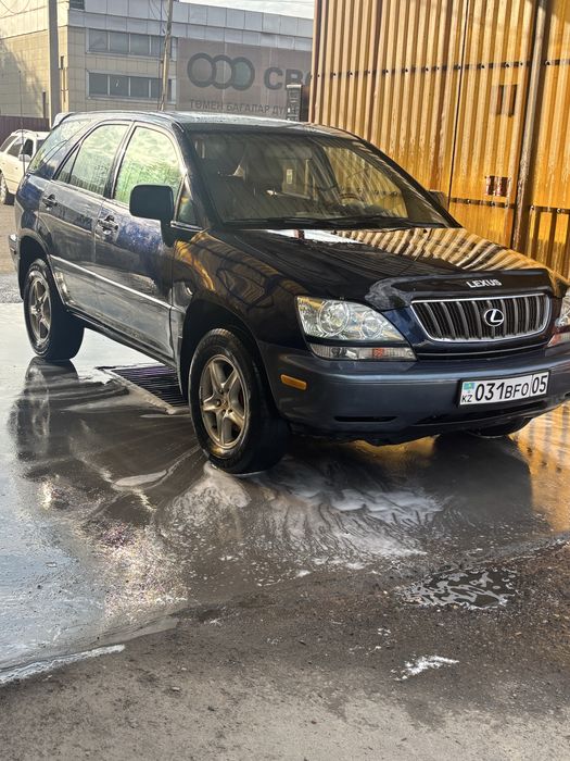 Продам Lexus RX 300