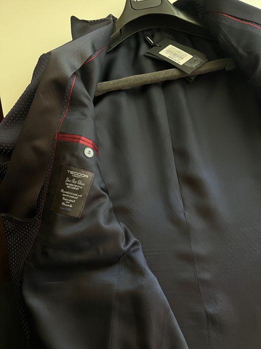 Луксозно мъжко сако TEODOR