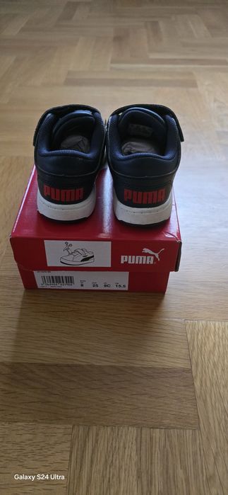 Маратонки Puma номер 25