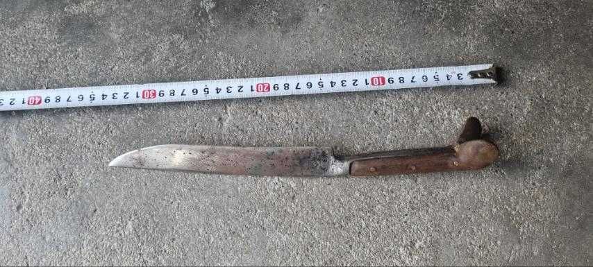 Ножове, ками, каракулаци