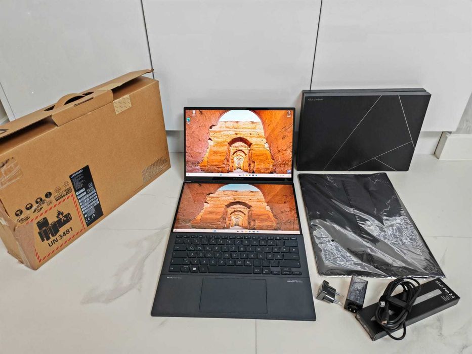 ASUS Zenbook Duo 14 OLED - Impecabil