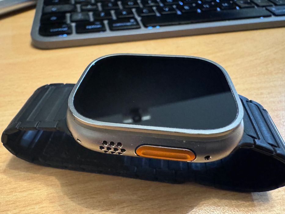 Apple Watch Ultra 2 49mm Titanium, GPS + Cellular