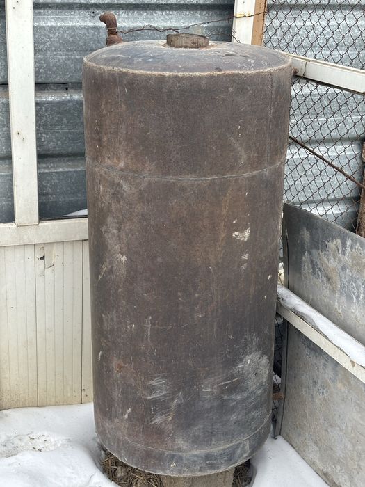 Продаются титан 200литр