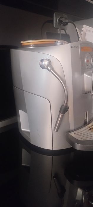 Кафе автомат Saeco