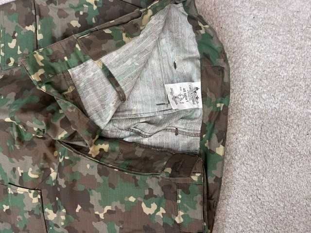 Costum Combat (2 perechi pantalon + 1 veston)