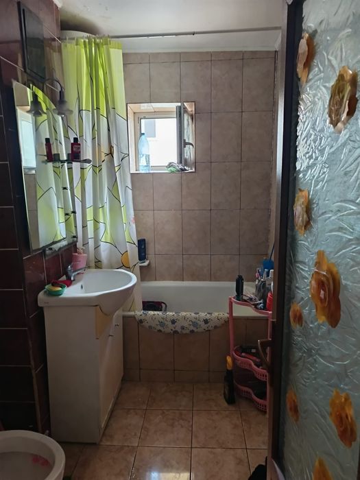 Vând apartament cu 2 camere, Mangalia