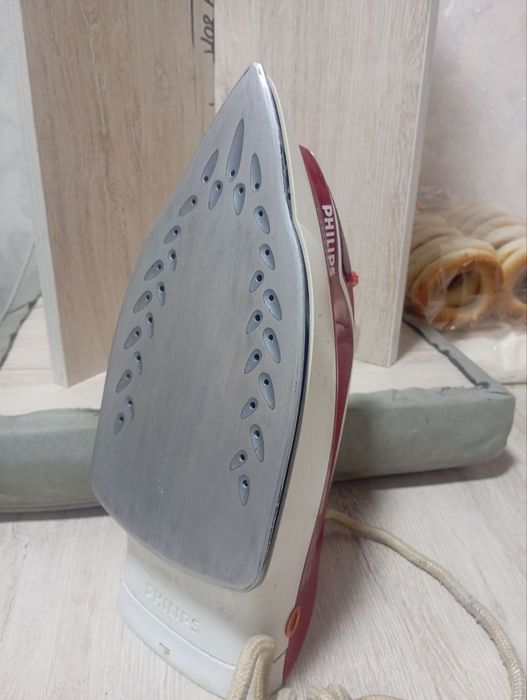 Продается утюг Филипс