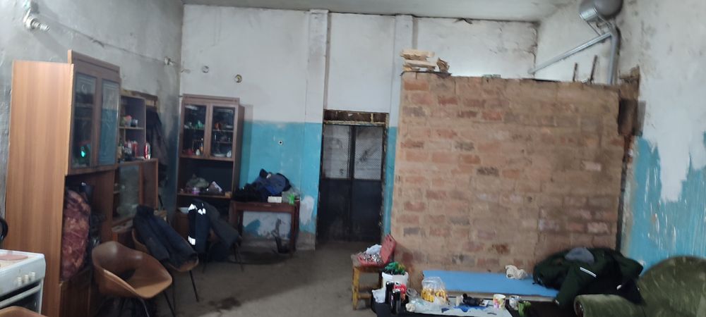 Продам здание с участком