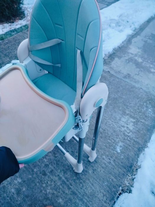 Scaun de masa bebe