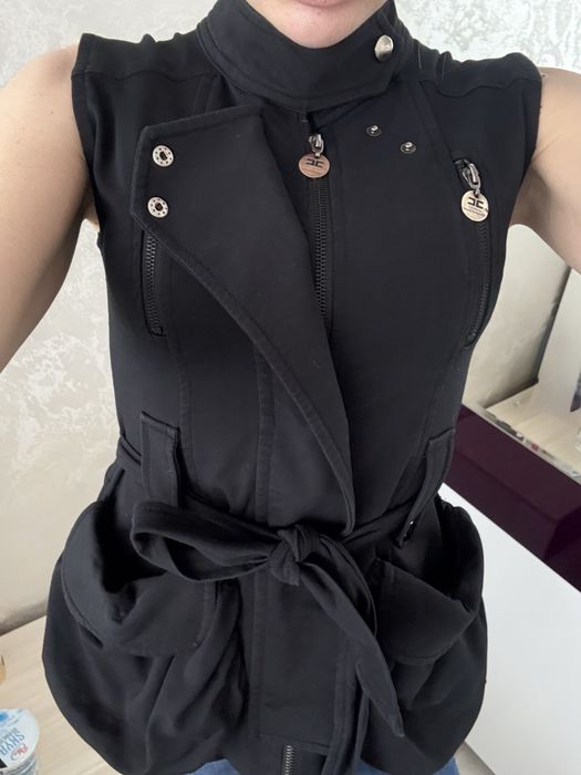 Спортно-елегантен елек Celyn