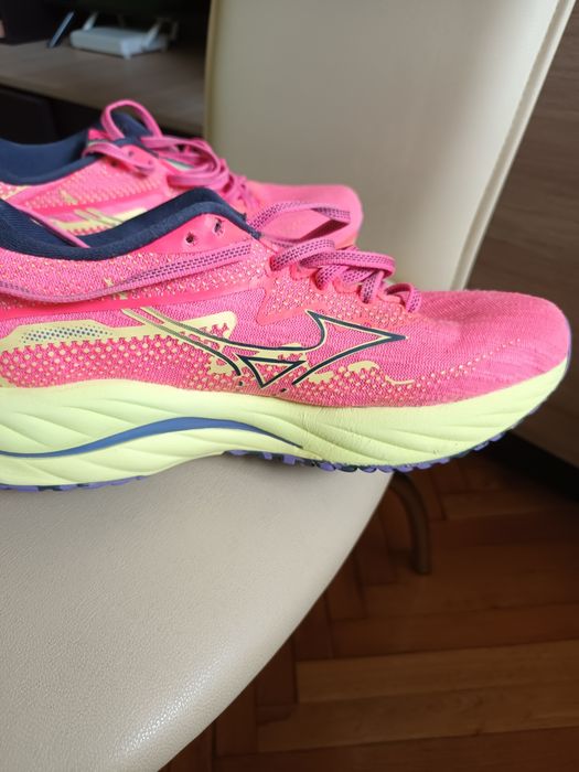 Adidași mizuno nr 37