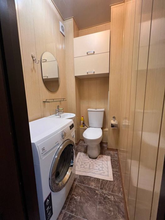 Продаеться квартира 4-х комнатная