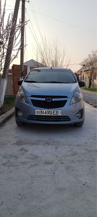 Спарк 2012 декабр зур холатда 3-позиция кондерли.4 та балон ген берила