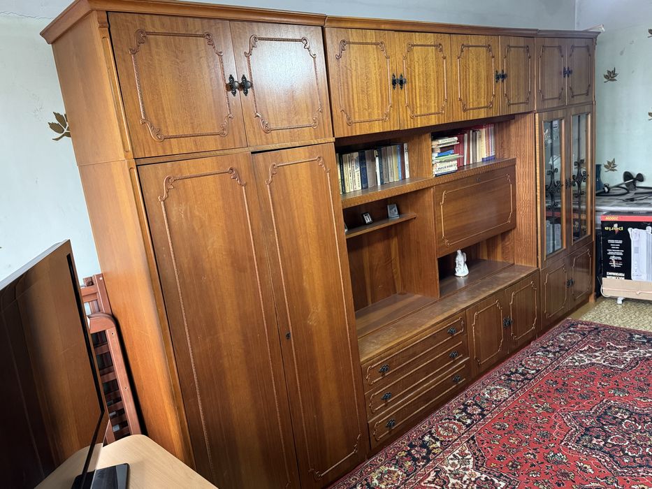 Продам советскую стенку