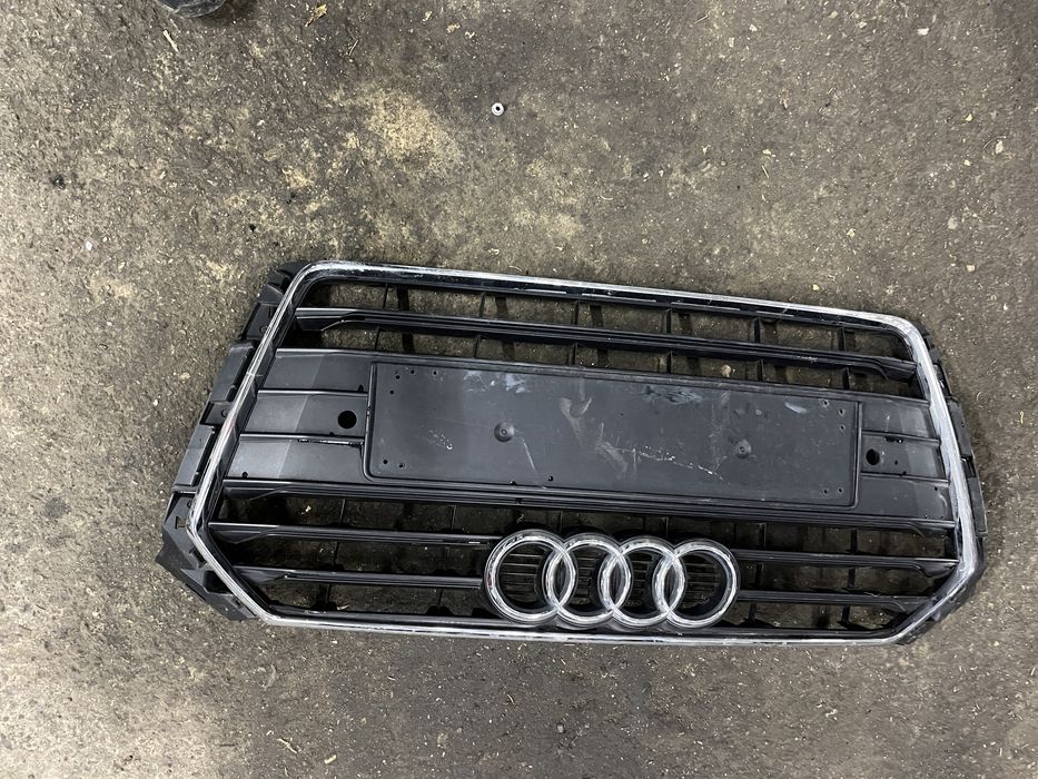 Решетка Audi A4 2018- S-line 2 бр