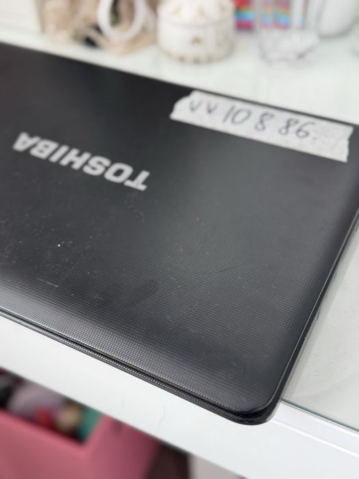 Ноутбук Toshiba