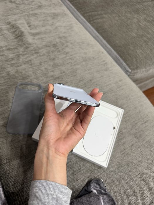 Iphone 17 AIR , в идеальном состоянии)