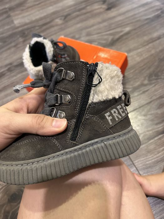 Зимние ботинки 24 и 26 размер